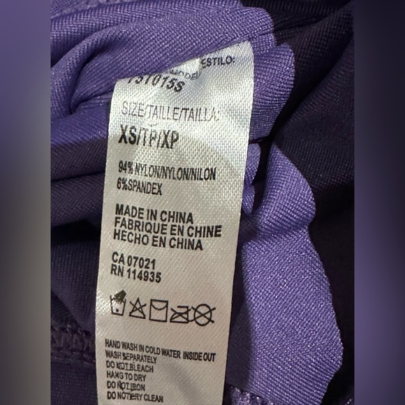 ✨NWT✨Second Skin: Women’s V-neck Bodysuit- Size XS - Picture 8 of 9